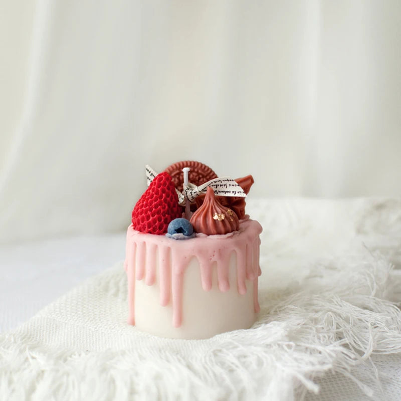 Mini Kiss Cake Candle (Smoke-free)