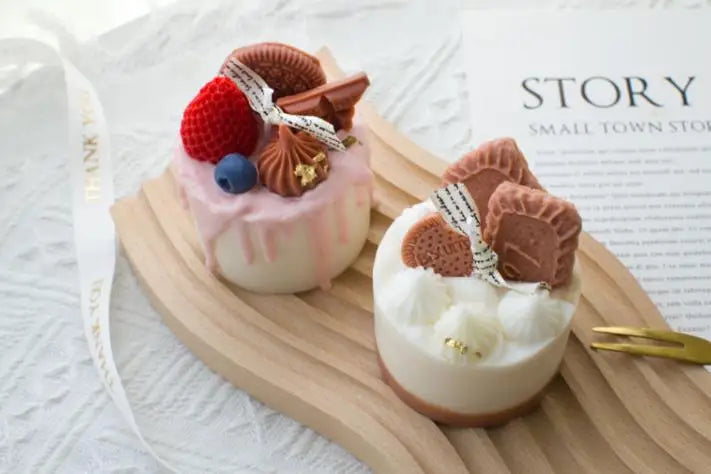 Mini Kiss Cake Candle (Smoke-free)